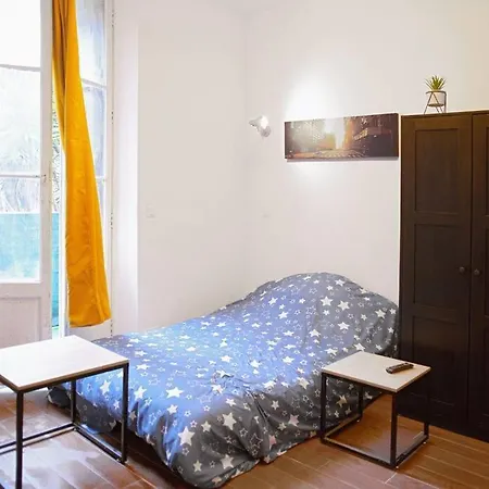 Apartment Studio Sur Pont Du Proche Centre Toulon